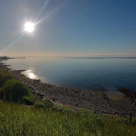 Tranquil Retreat-by Traum Holiday home