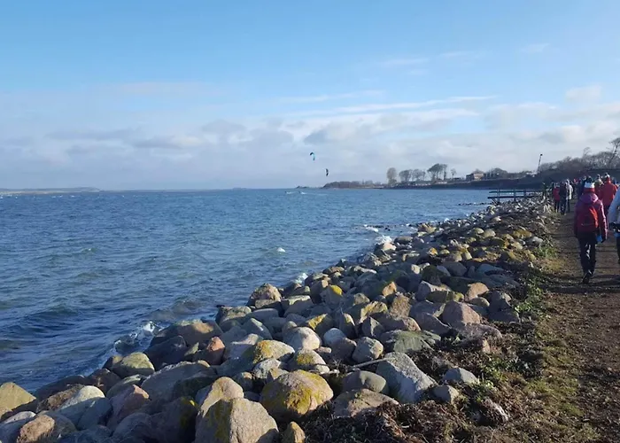 Tranquil Retreat-by Traum *