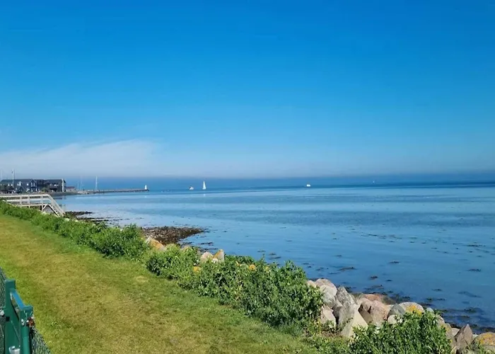 Tranquil Retreat-by Traum * Bogense