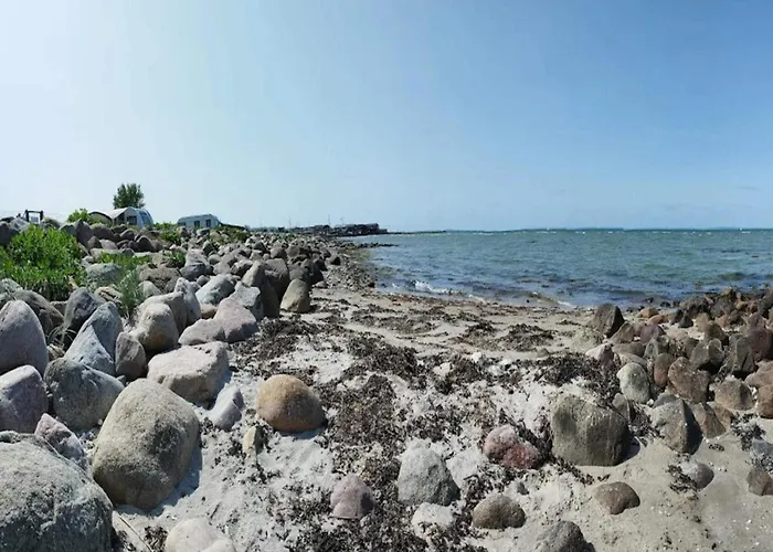 Tranquil Retreat-by Traum