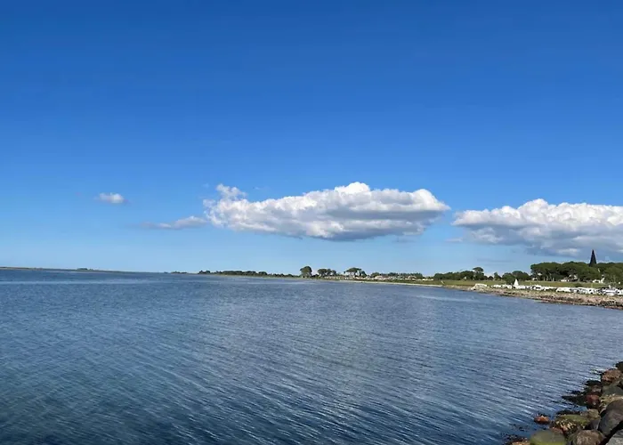 Tranquil Retreat-by Traum