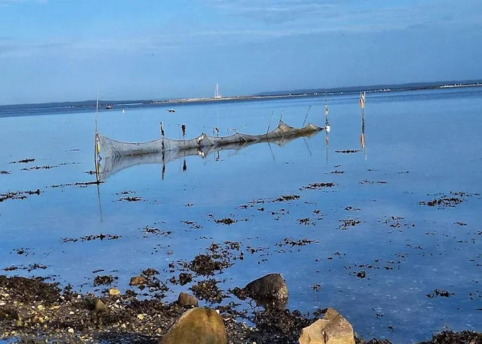 Tranquil Retreat-by Traum *